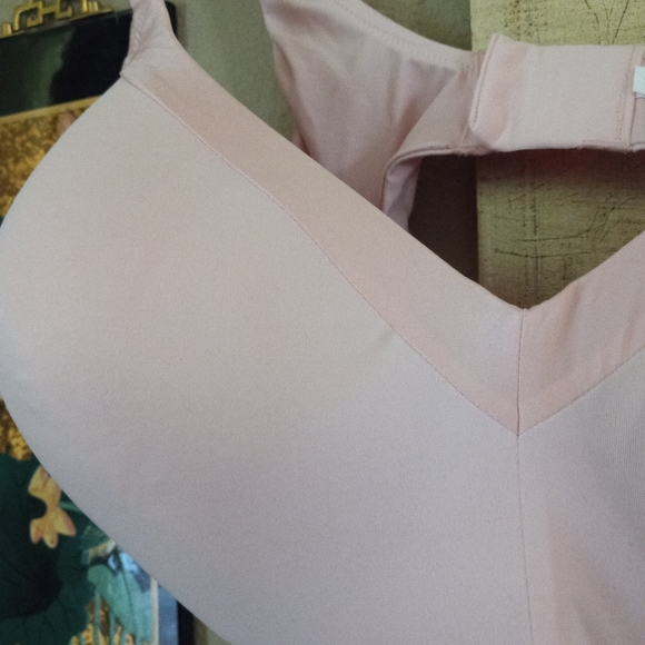 Auden Wireless Pink Bra 42DDD - Picture 2 of 5